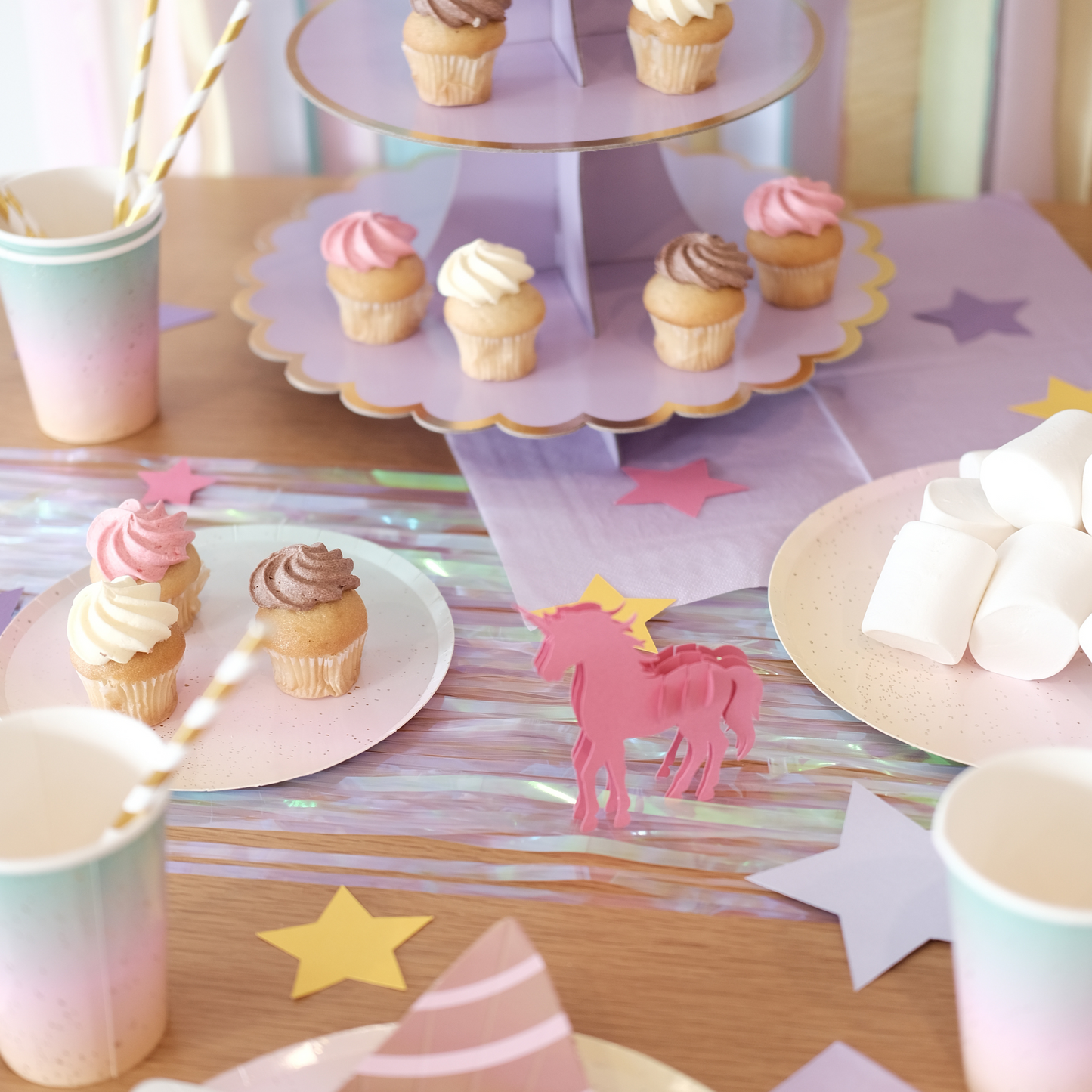 Dreamy Unicorn Box | Party In A Box | Bowtique Decor | Dreamy unicorn box contain themed party essentials for 8 guests.
