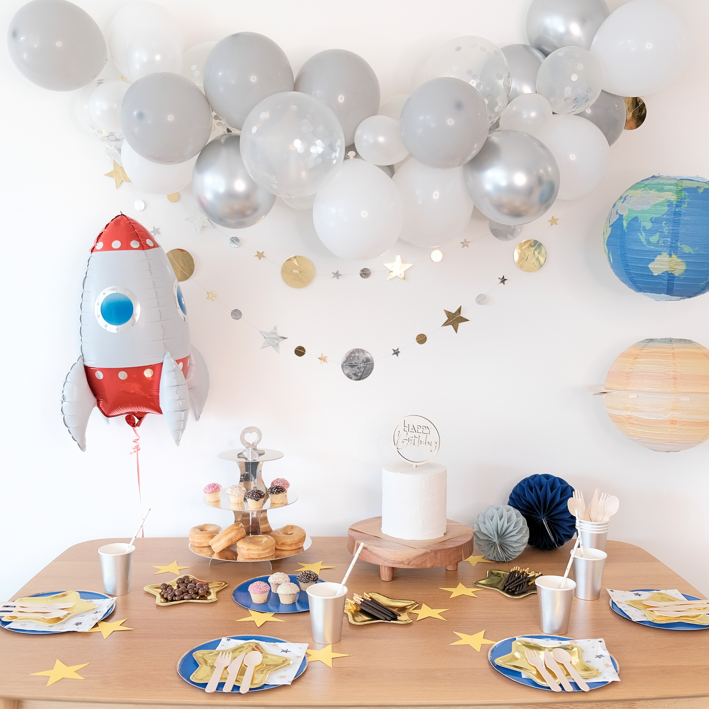 Mission to the Moon Box | Party In A Box | Bowtique Decor | Mission to the Moon box contain themed party essentials for 8 guests.